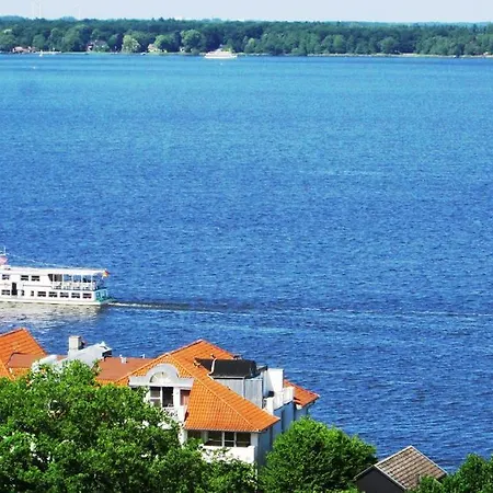 Hotel Petra *
